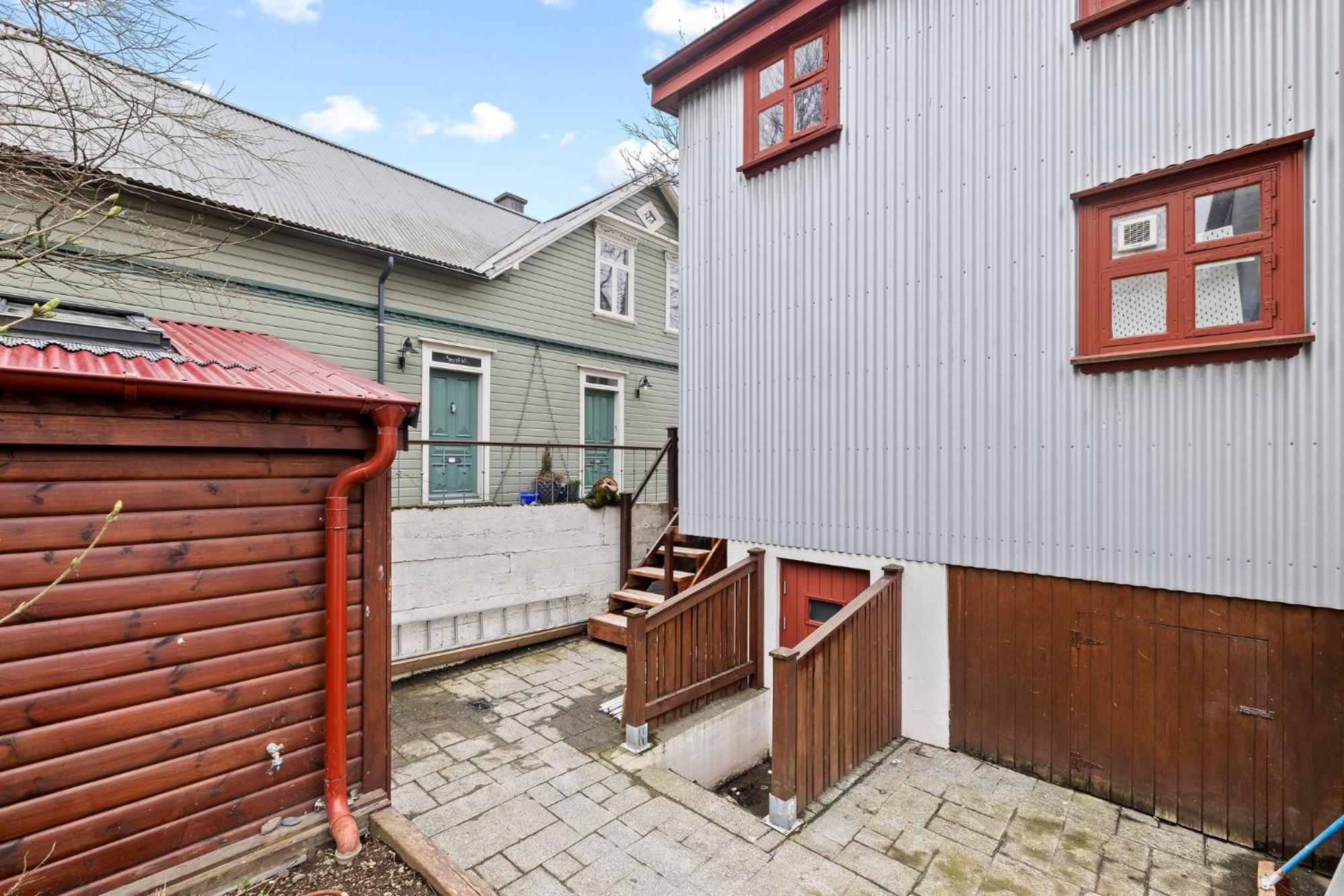 Downtown Reykjavik Baldursbra Holiday Home Exterior foto
